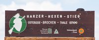 Wegweiserschild des Harzer Hexenstiegs